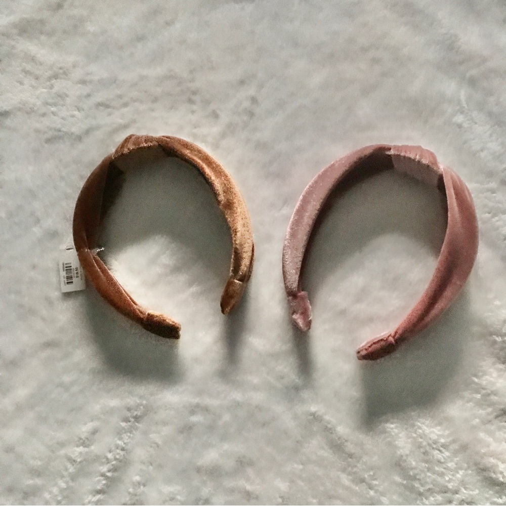 2 Ann Taylor Loft velour headbands, NWT.